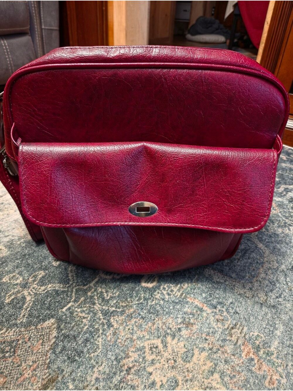 Vintage 70s Samsonite Sentry Red Vertical Flight Bag Shoulder Tote Boxy